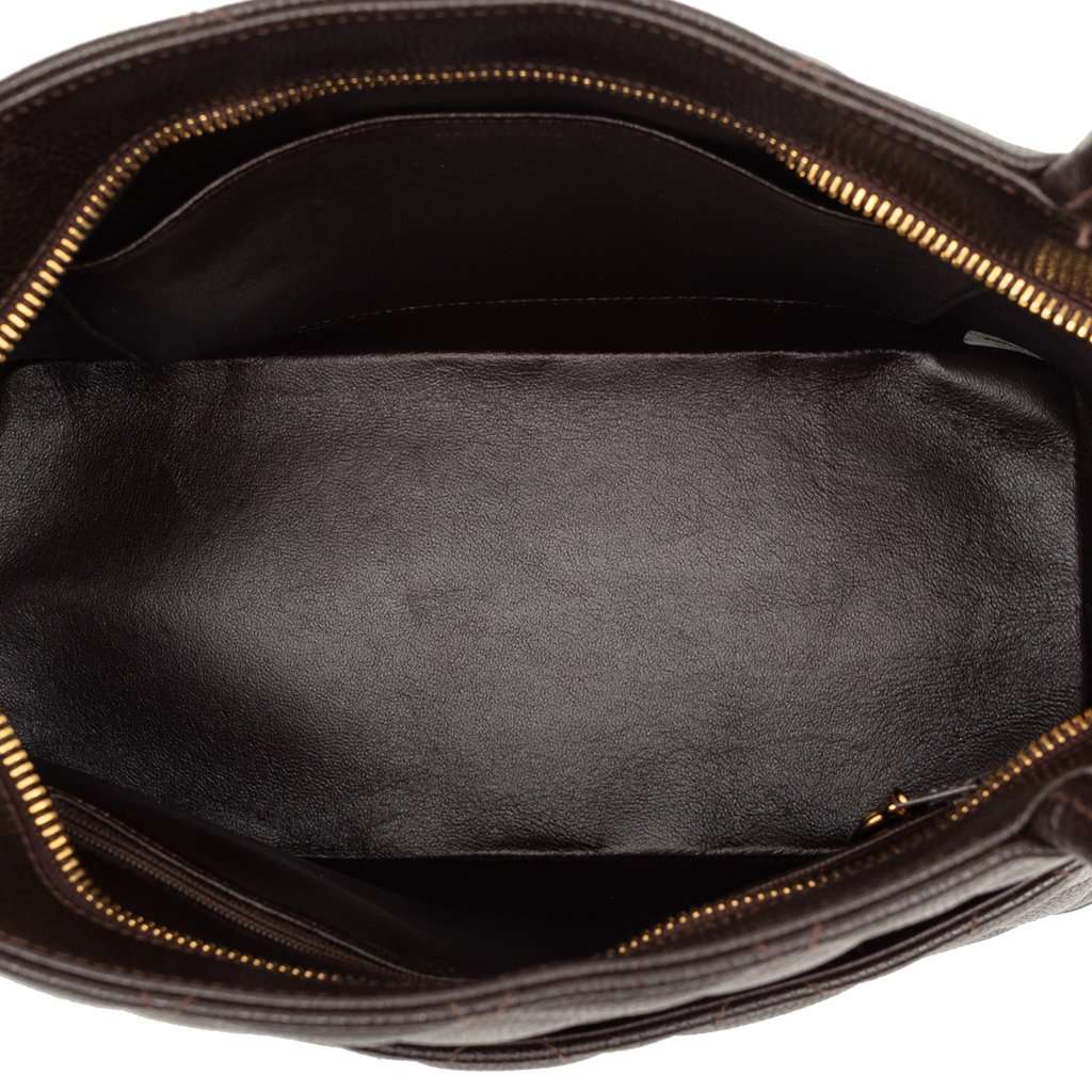 Chanel Caviar Medallion Tote Brown Leather Very good condition - Model View