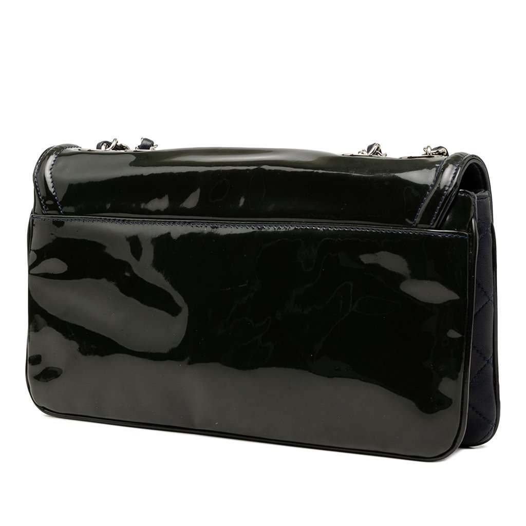 Chanel CC Patent Lipstick Ligne Flap Blue Leather Very good condition - Back View