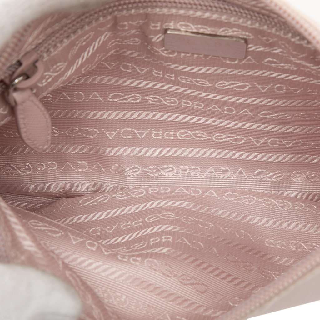 Prada Mini Re Nylon Pochette Pink Very good condition - Model View