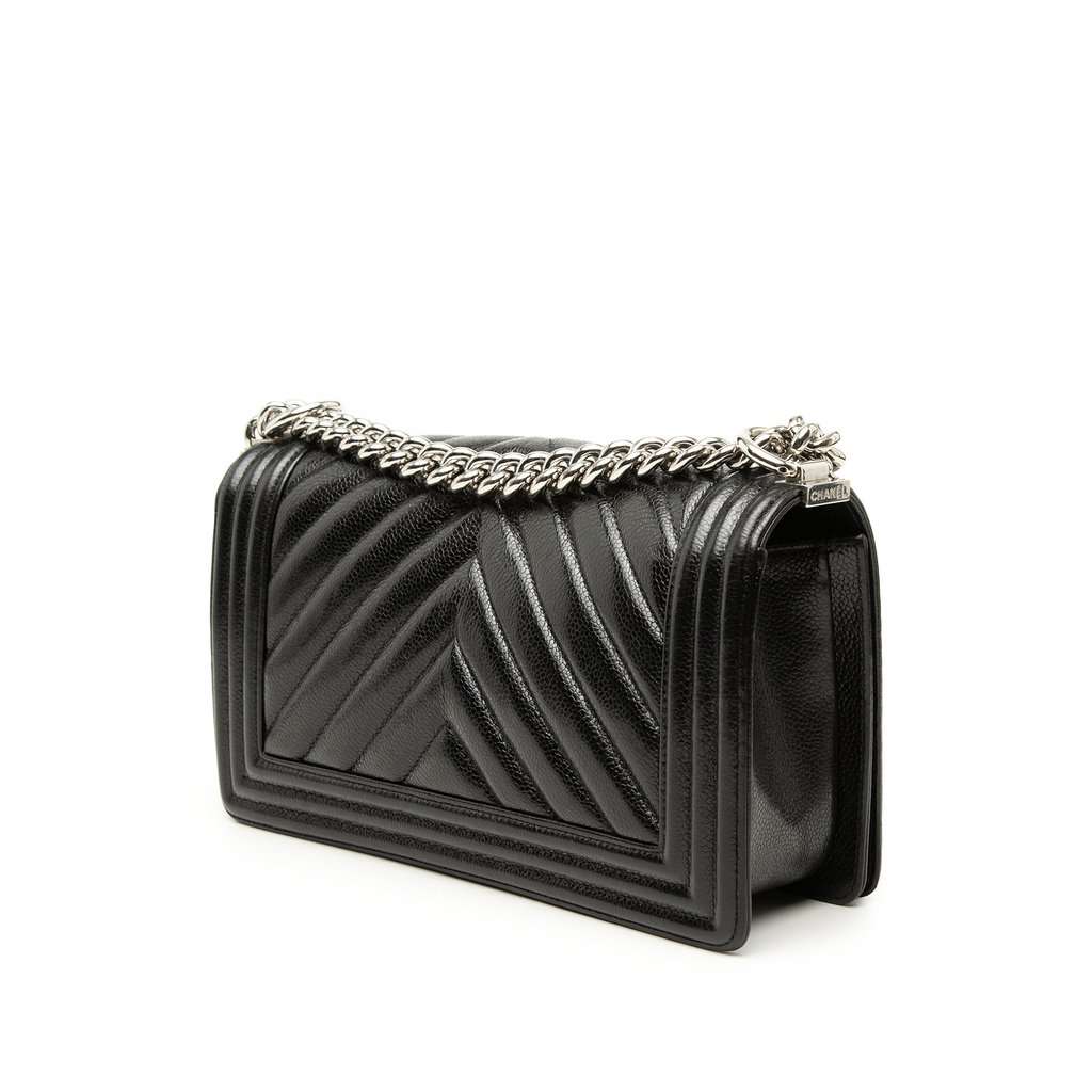Chanel Old Medium Chevron Caviar Boy Flap Black Leather Very good condition - Back View