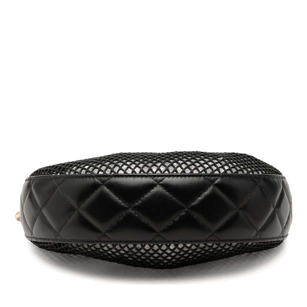 Chanel CC Mesh and Quilted Shiny Lambskin Chain Hobo Black Very good - Inside View