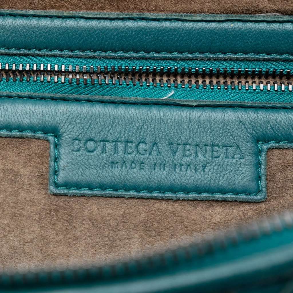 Bottega Veneta Nappa Intrecciato Nodini Crossbody Blue Leather Very good condition - Box View