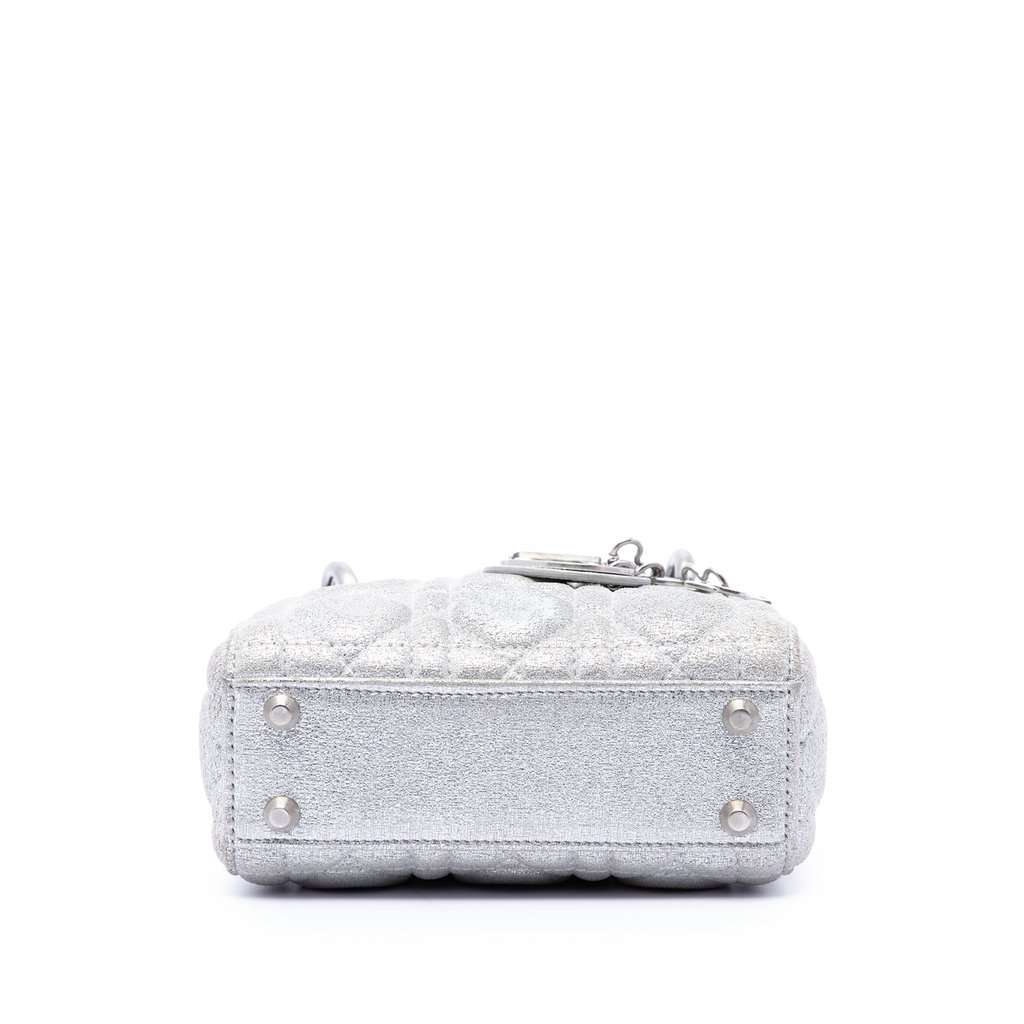 Dior Micro Metallic Calfskin Cannage Lady Dior Silver Leather Very good condition - Inside View