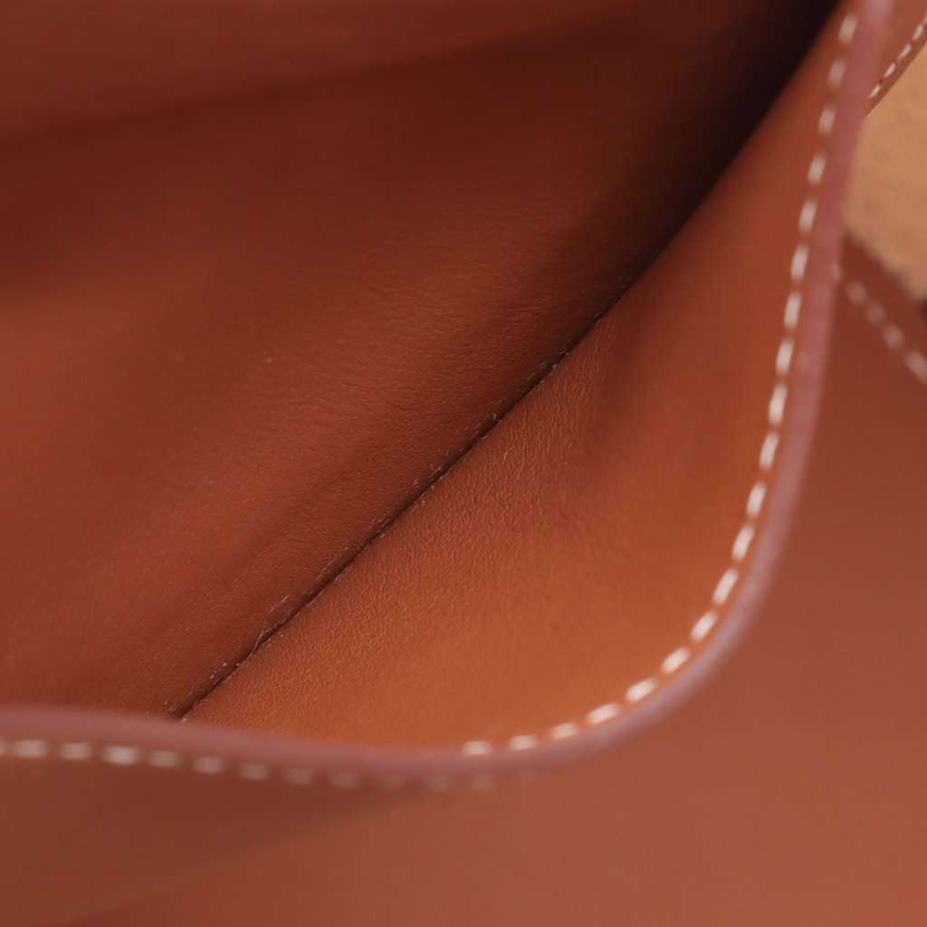 Hermès Toile and Swift In the Loop 18 Beige Very good condition - Model View