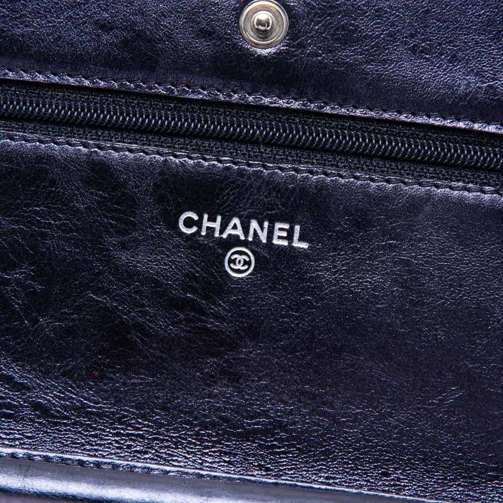 Chanel Quilted Shiny Aged Calfskin Reissue 2.55 Wallet on Chain Blue Leather Very good condition - Box View