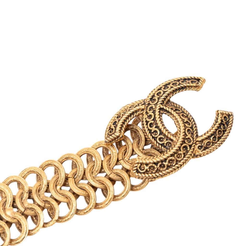 Chanel CC Gold Plated Braided Chain Belt Gold Metal Very good condition - Model View