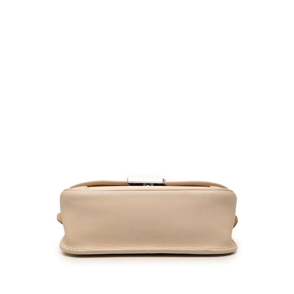 Louis Vuitton Epi Buci White Leather Very good condition - Inside View