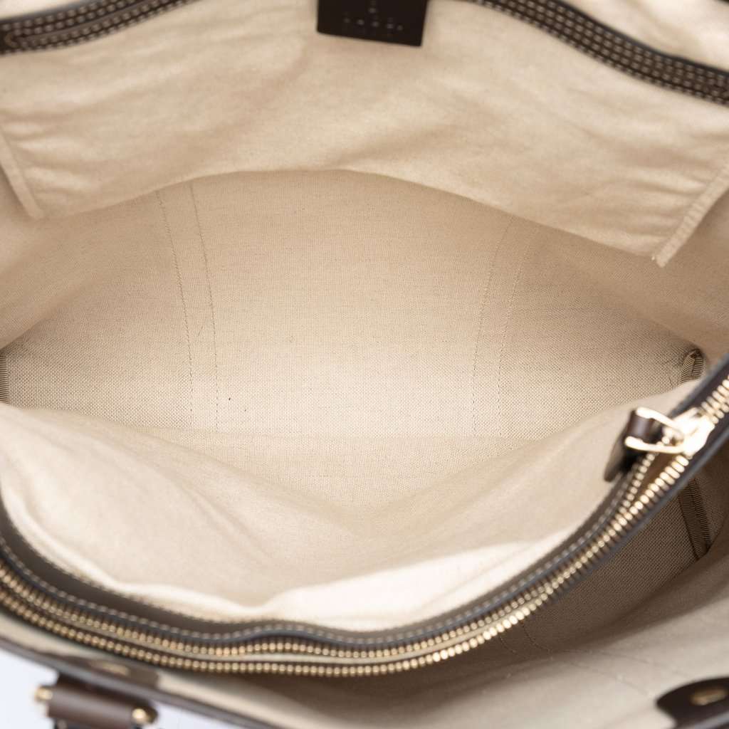 Gucci GG Supreme Joy Vertical Tote Beige Very good condition - Model View