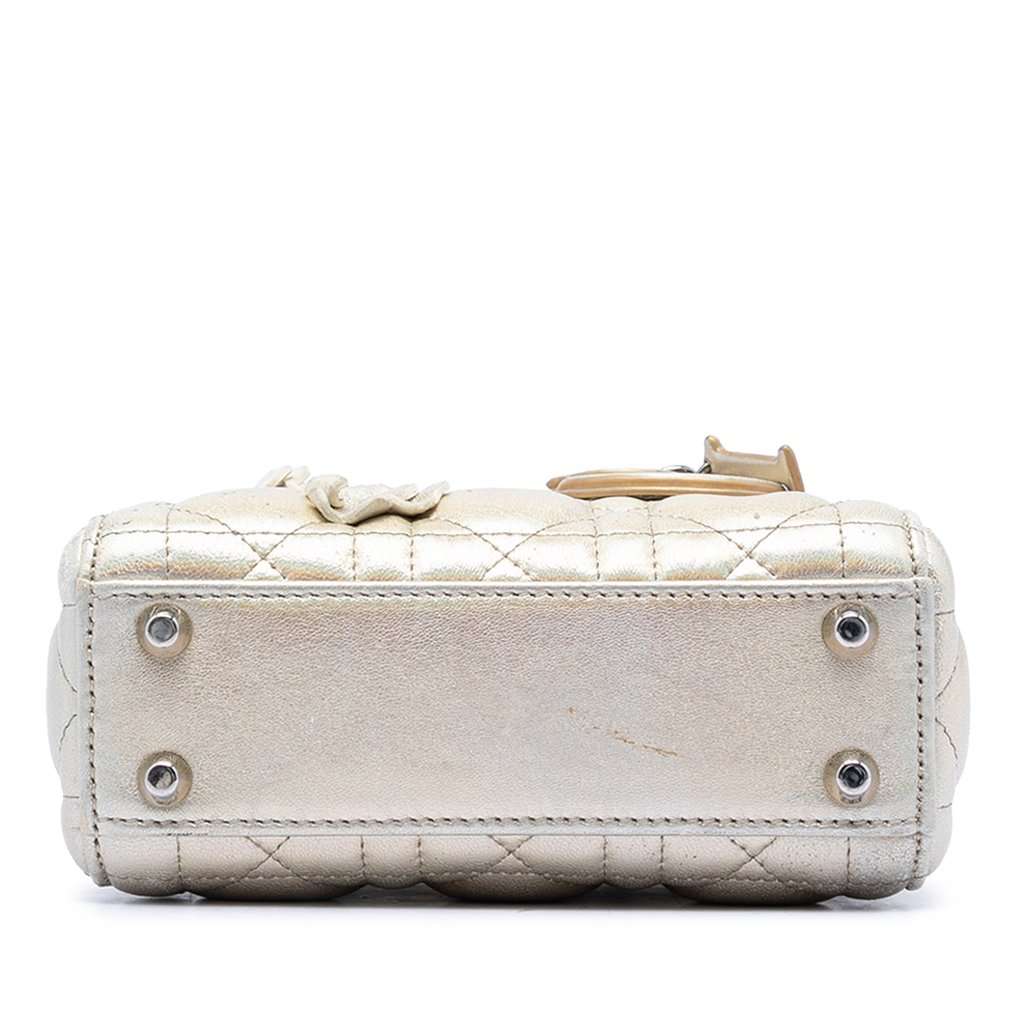 Dior Micro Metallic Crinkled Calfskin Lucky Dior Cannage Lady Dior Gold Leather Very good condition - Inside View