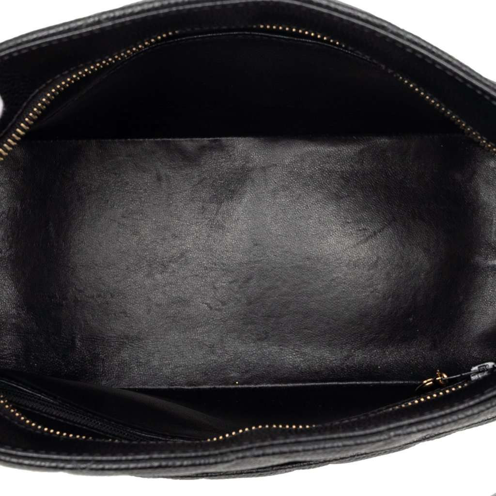Chanel Caviar Medallion Tote Black Leather Very good condition - Model View