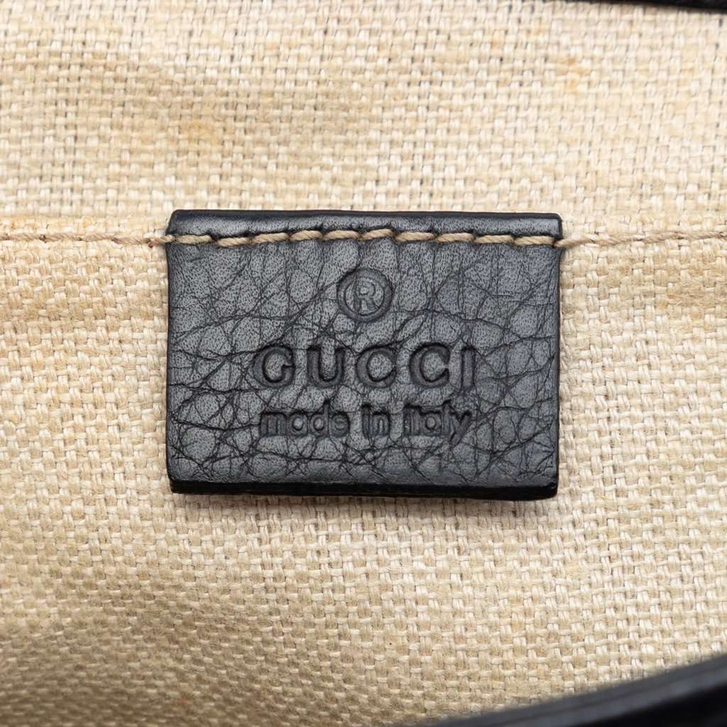 Gucci Pebbled Leather Greenwich Clutch with Chain Black Leather Very good condition - Box View