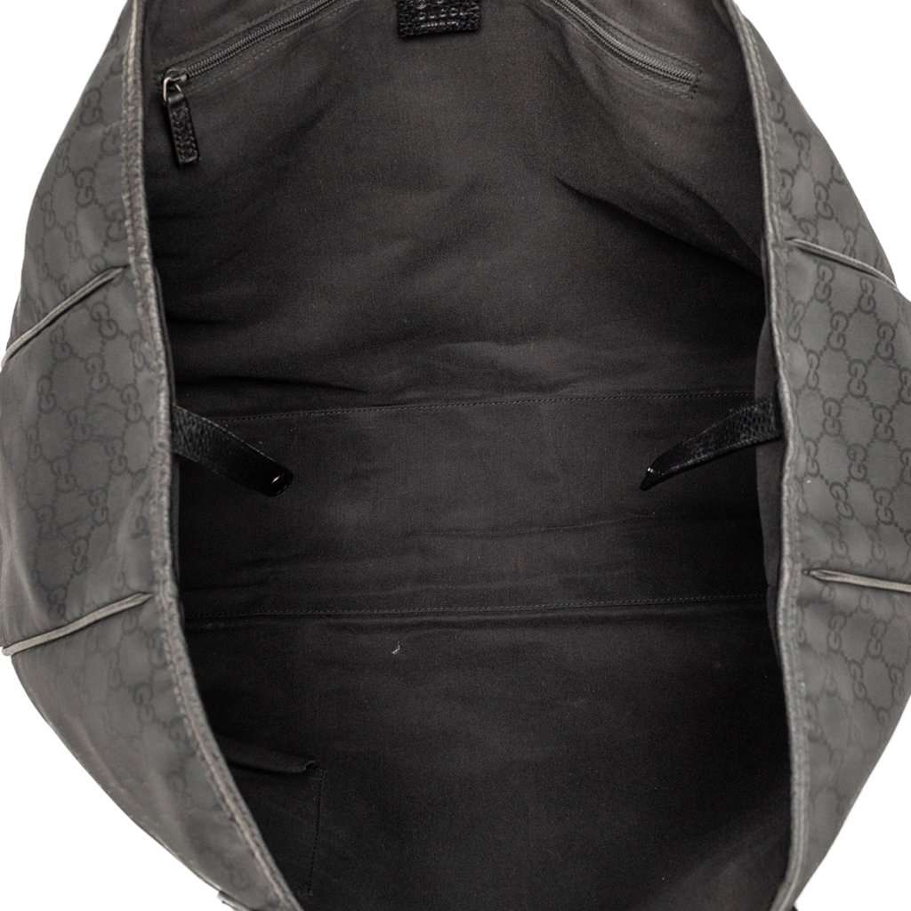 Gucci GG Nylon Princy Tote Black Very good condition - Model View