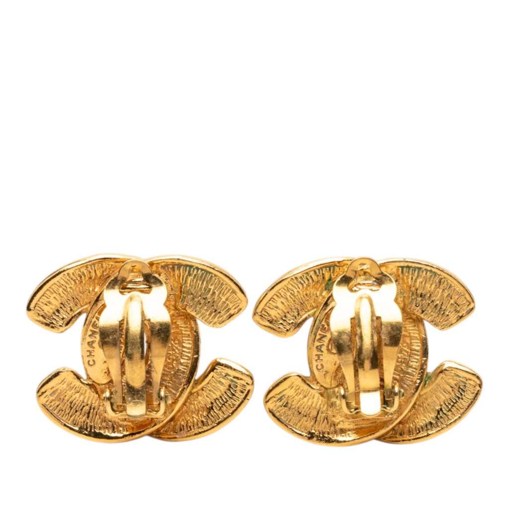 Chanel CC Gold Plated Quilted Clip On Earrings Gold Metal Very good condition - Back View