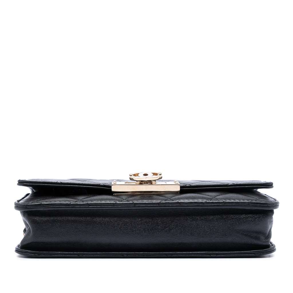 Chanel Quilted Lambskin Golden Class Wallet On Chain Black Leather Very good condition - Inside View