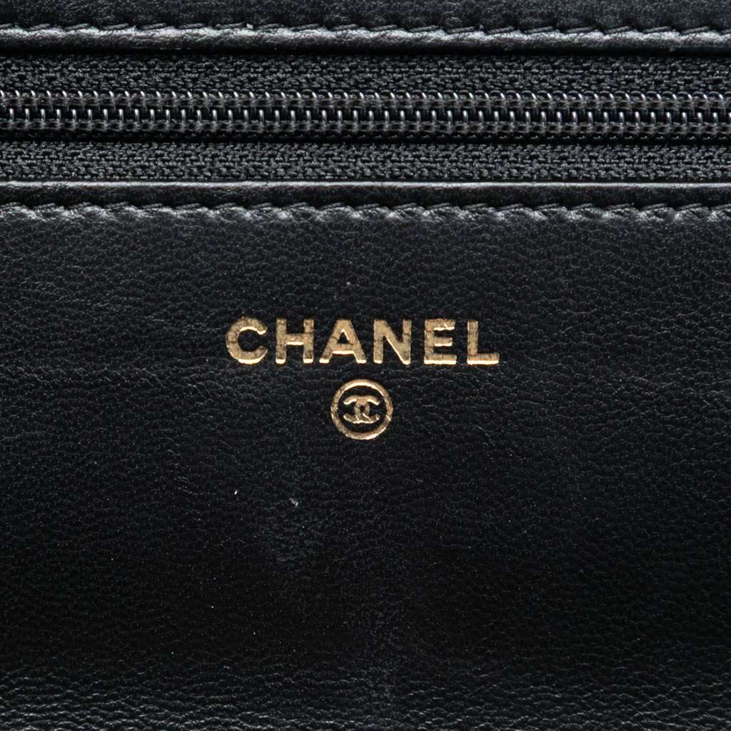 Chanel Quilted Lambskin Golden Class Wallet On Chain Black Leather Very good condition - Box View