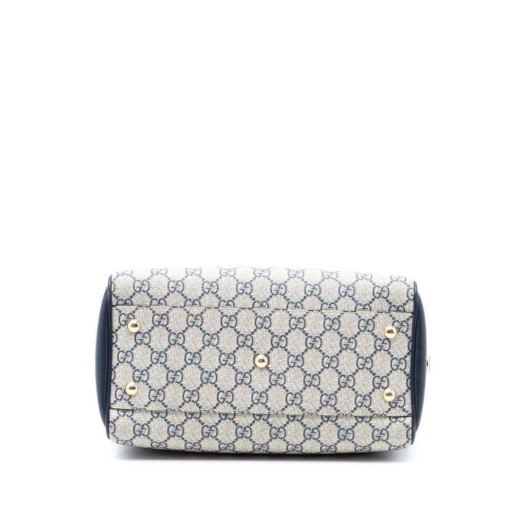 Gucci Small GG Supreme Boston Bag Beige Very good condition - Inside View