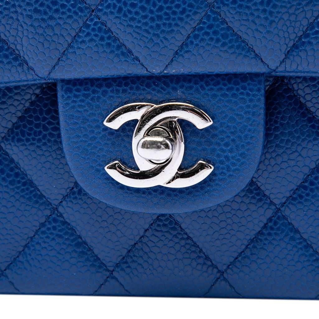 Chanel Medium Classic Caviar Double Flap Blue Leather Very good condition - Box View