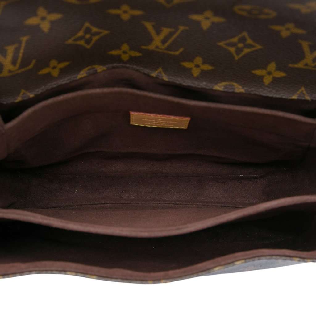 Louis Vuitton Monogram Pochette Metis Brown Very good - Model View