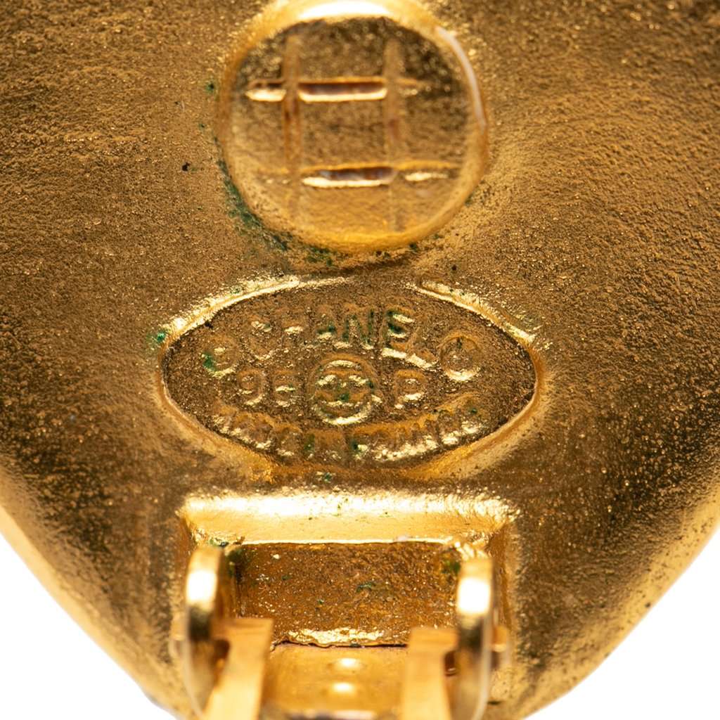Chanel CC Gold Plated Heart Dangle Clip On Earrings Gold Metal Very good condition - Inside View