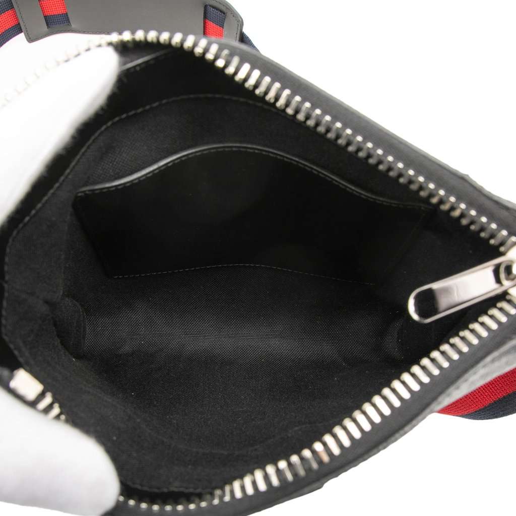 Gucci Small GG Supreme Web Messenger Bag Black Very good condition - Model View