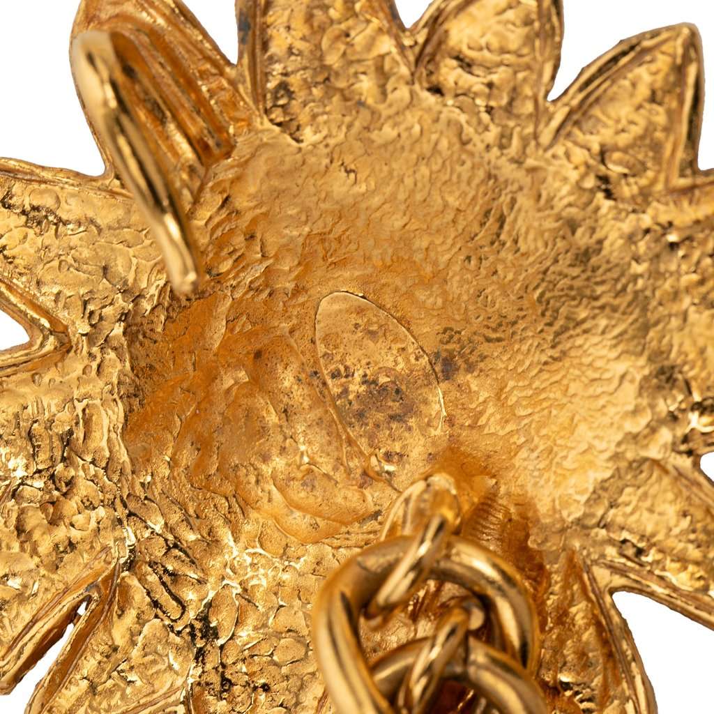 Chanel Gold Plated Leo Lion Sun Medallion Charm Necklace Gold Metal Very good condition - Inside View