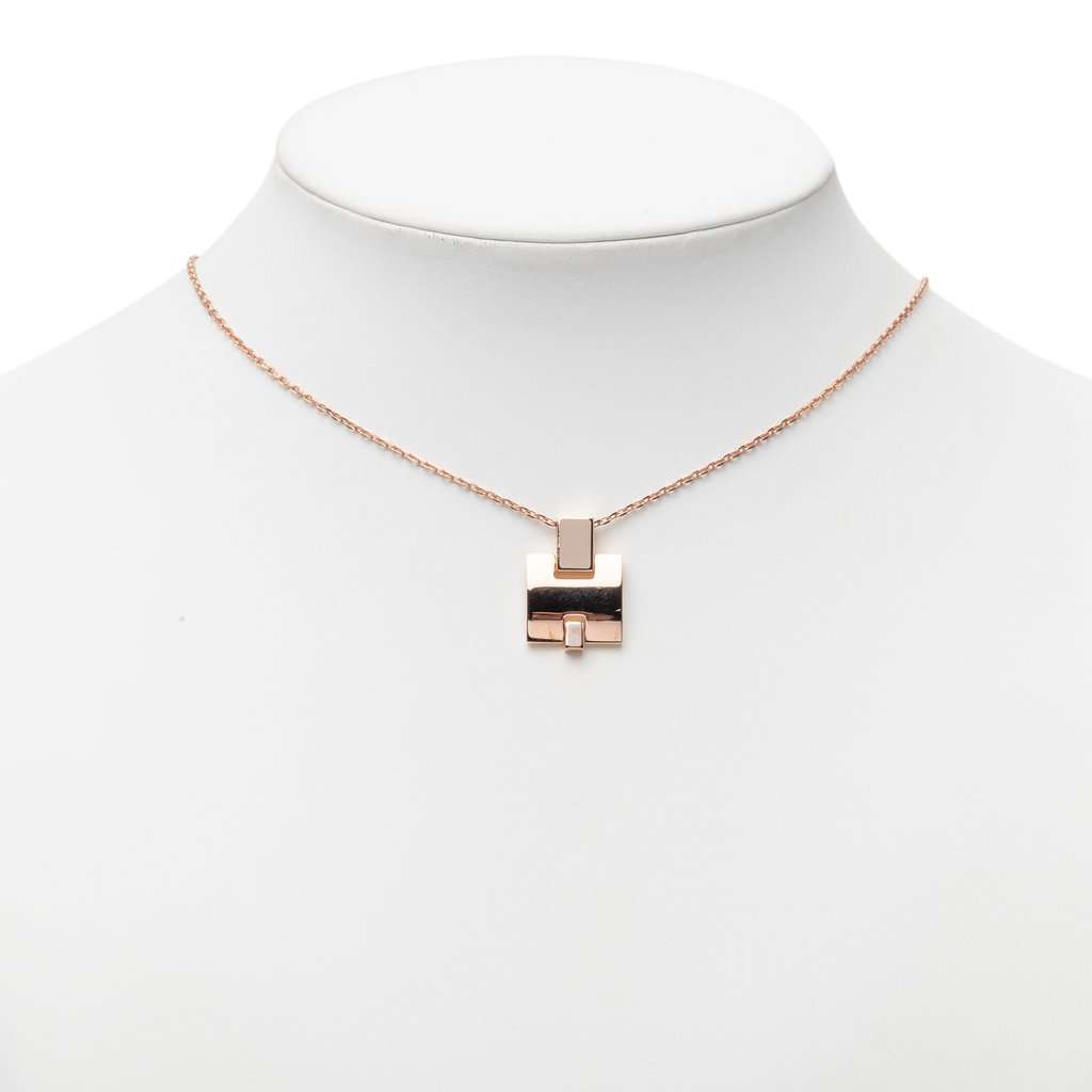 Hermès Gold Plated and Enamel Eileen Pendant Necklace Gold Metal Very good - Box View