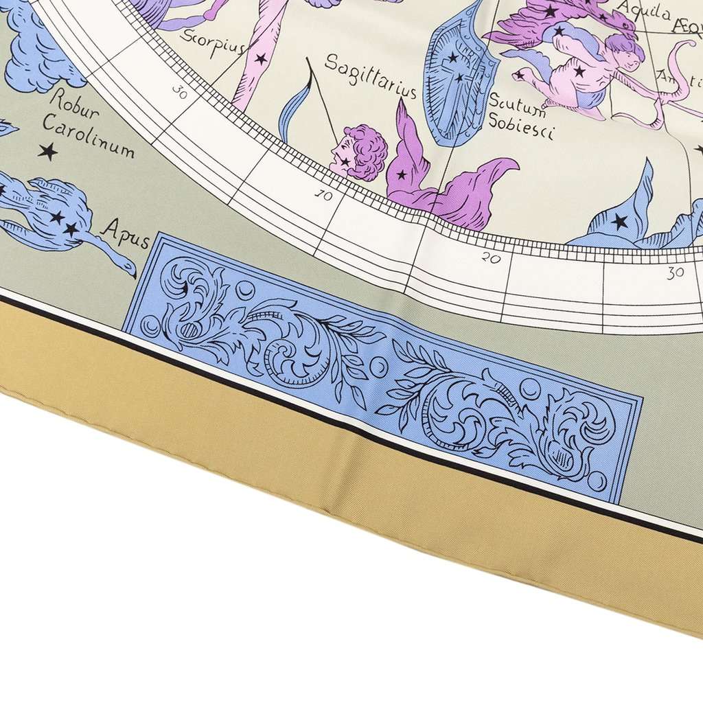 Hermès Hemisphaerium Coeli Boreale Silk Scarf 90 Beige Very good condition - Inside View