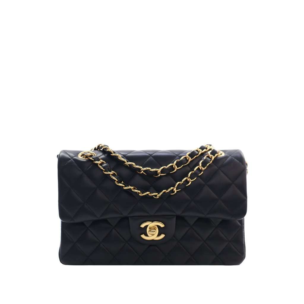 Chanel Small Classic Lambskin Double Flap Black Leather Very good condition - Front View