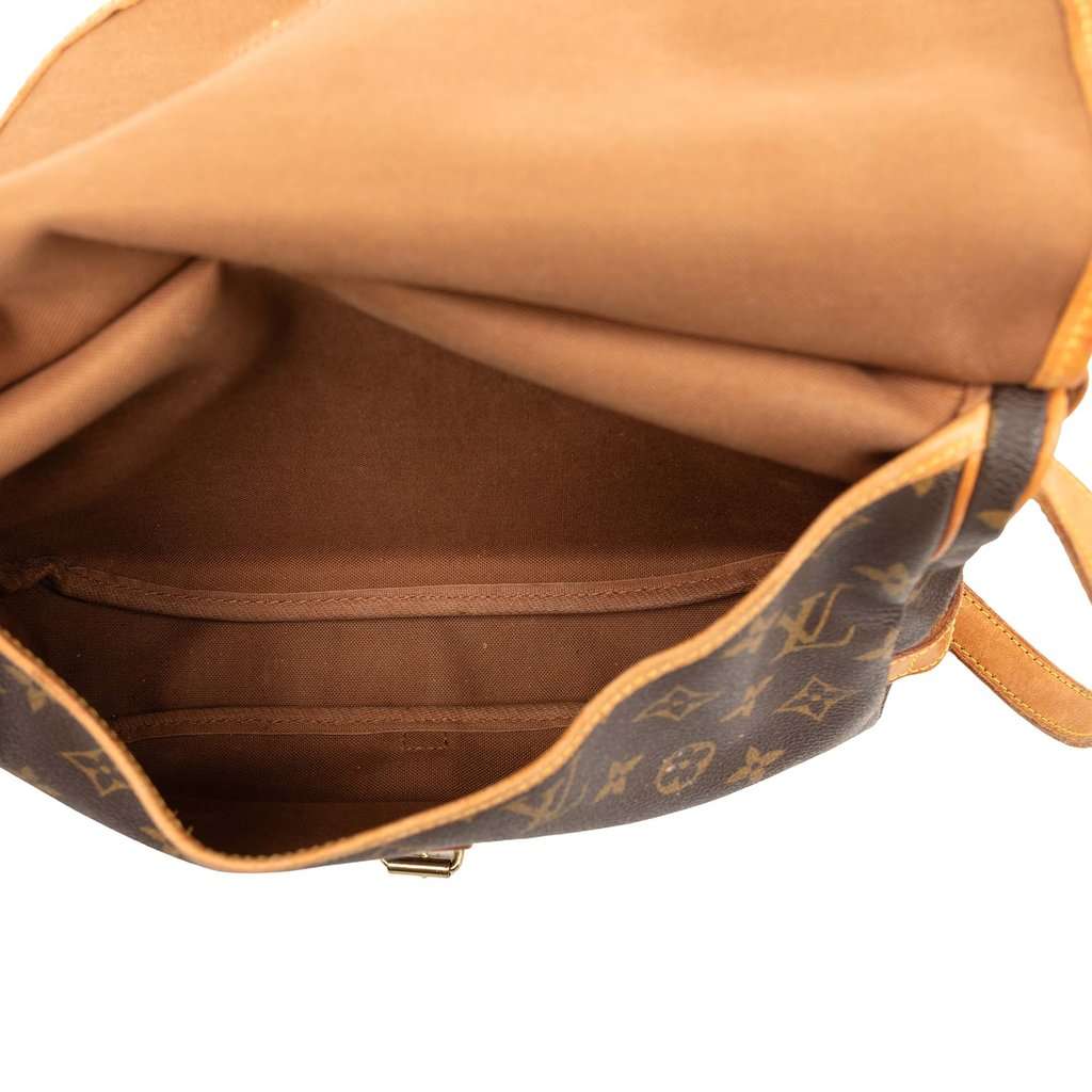 Louis Vuitton Monogram Saumur 30 Brown Good condition - Model View