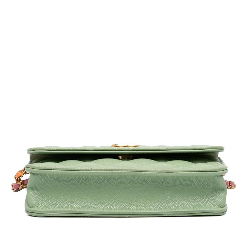 Chanel Mini CC Quilted Caviar Clutch With Chain Green Leather Very good - Inside View