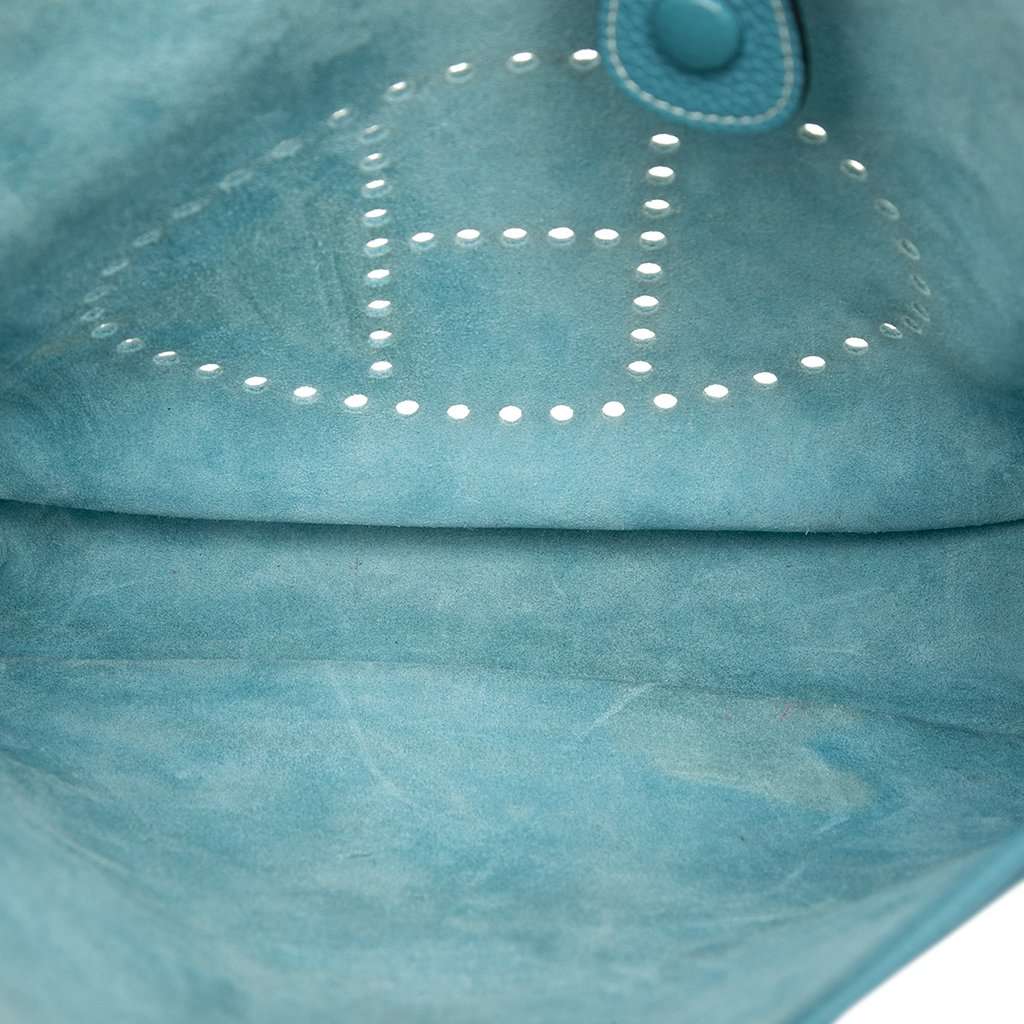 Hermès Clemence Evelyne III GM Blue Leather Very good - Model View