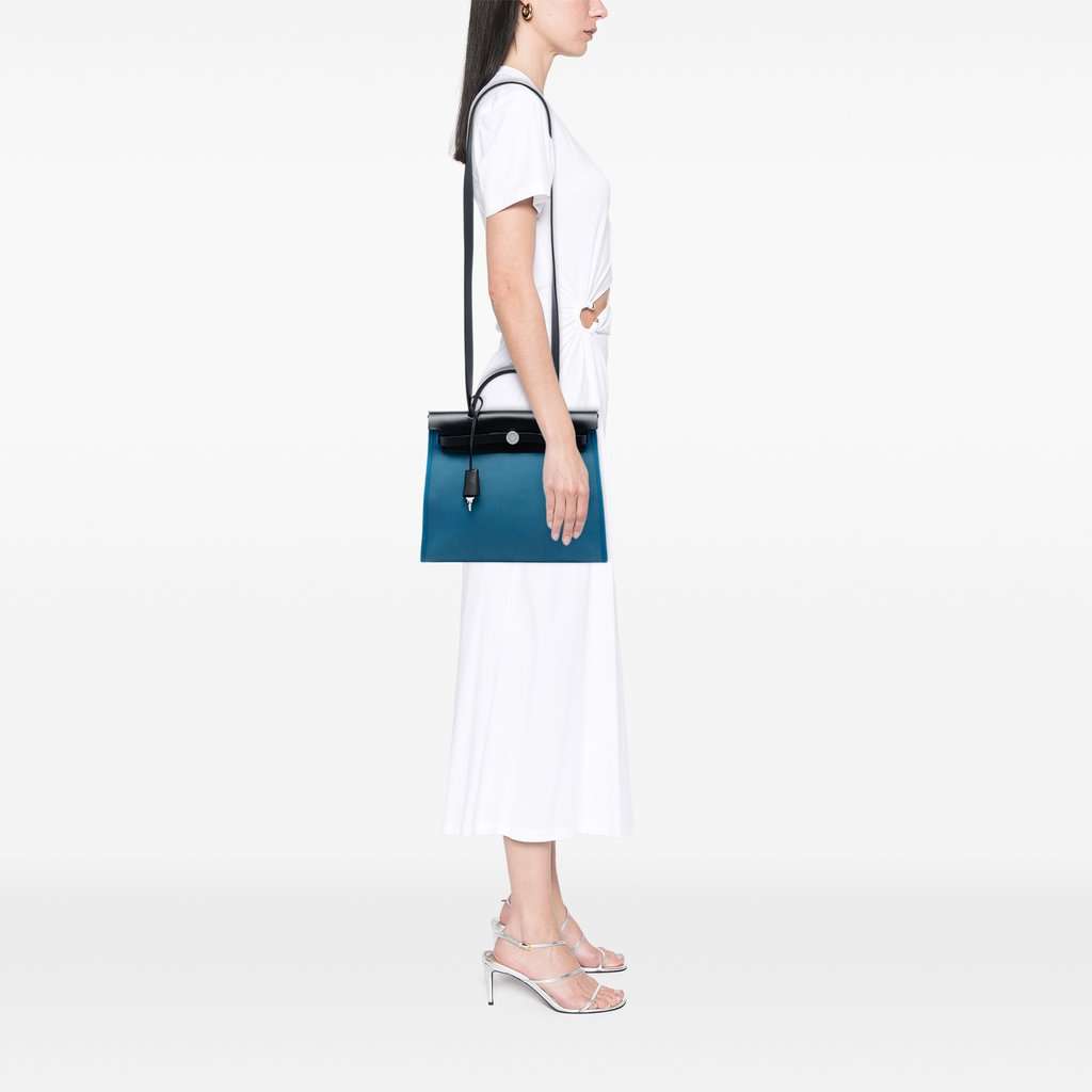 Hermès Toile Herbag Zip 31 Blue Very good condition - Box View