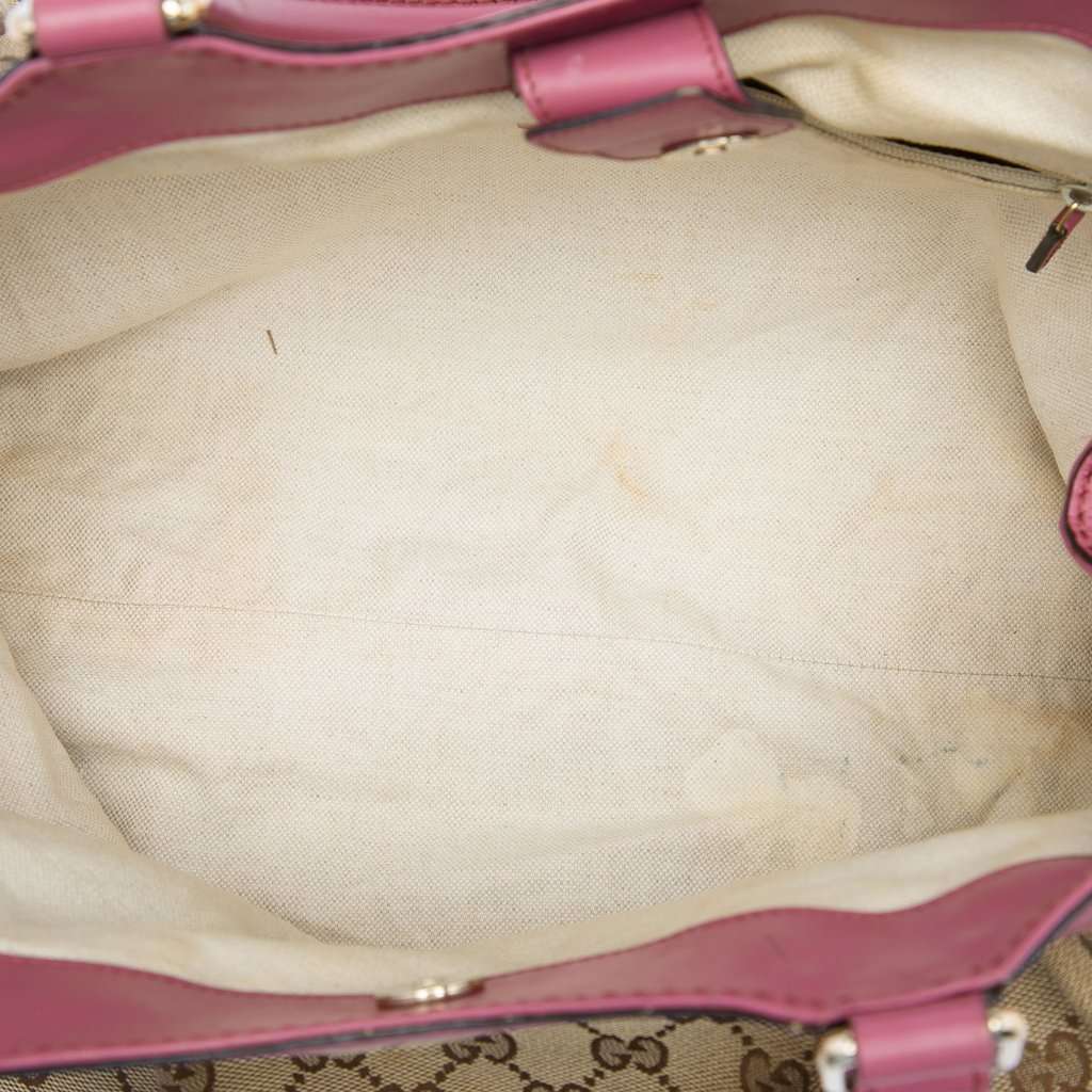 Gucci Medium GG Canvas Sukey Tote Beige Very good - Model View