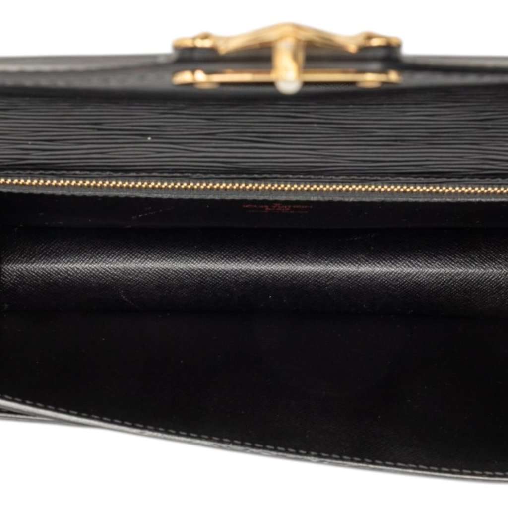 Louis Vuitton Epi Pochette Sellier Dragonne Black Leather Very good condition - Model View