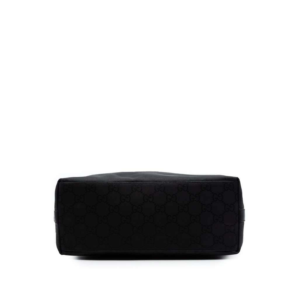 Gucci GG Canvas Shoulder Bag Black Very good condition - Inside View