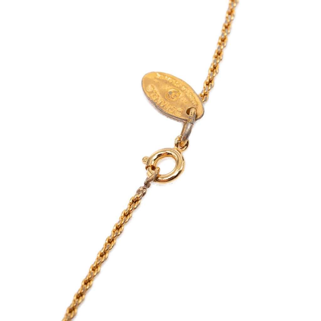 Chanel Gold Plated Crystal Round Pendant Necklace Gold Metal Very good - Model View
