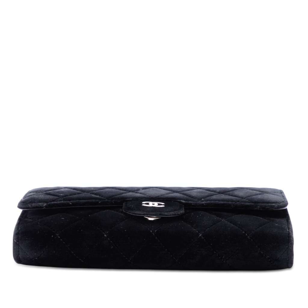 Chanel CC Quilted Velvet Wallet on Removable Chain Black Very good condition - Inside View