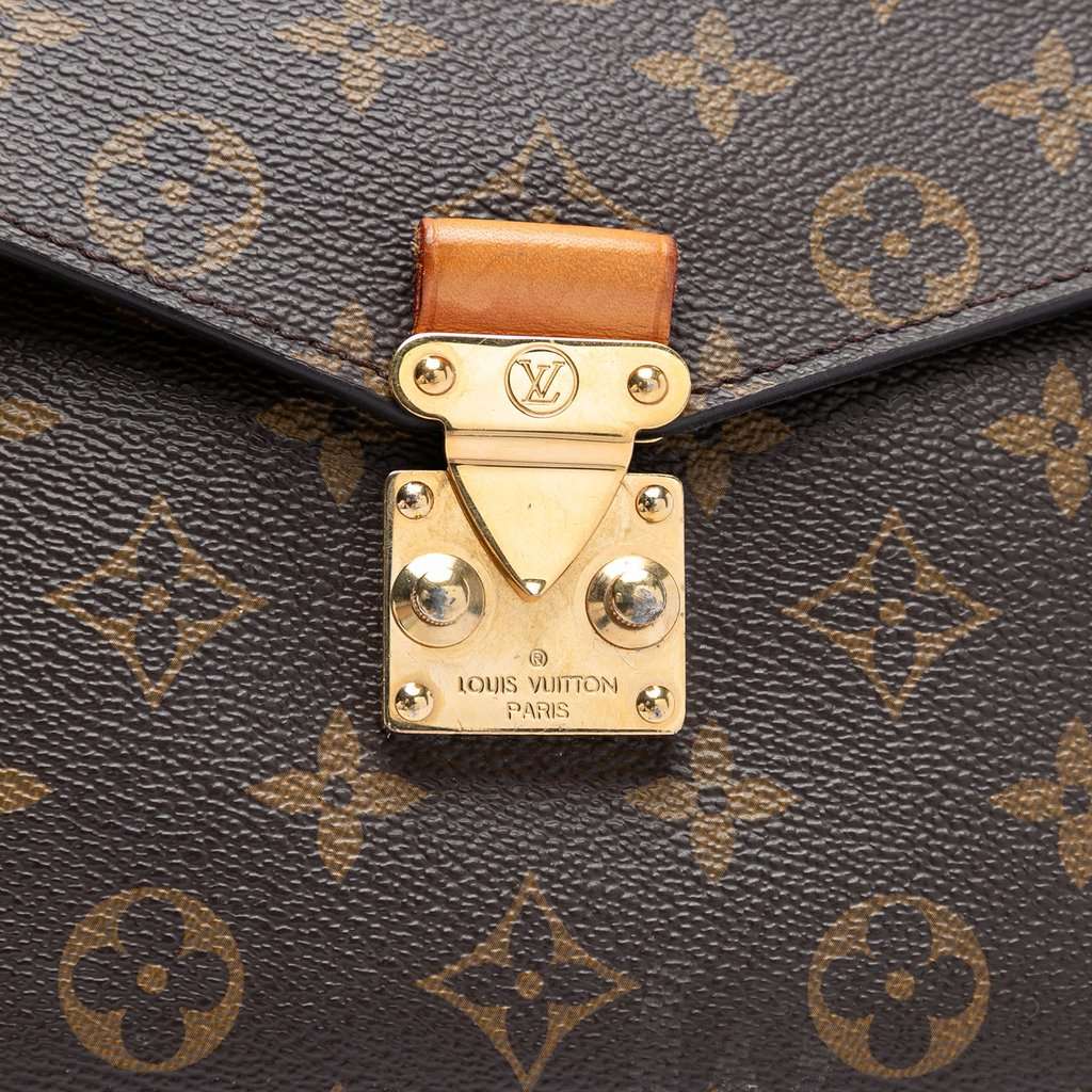 Louis Vuitton Monogram Pochette Metis Brown Very good condition - Box View