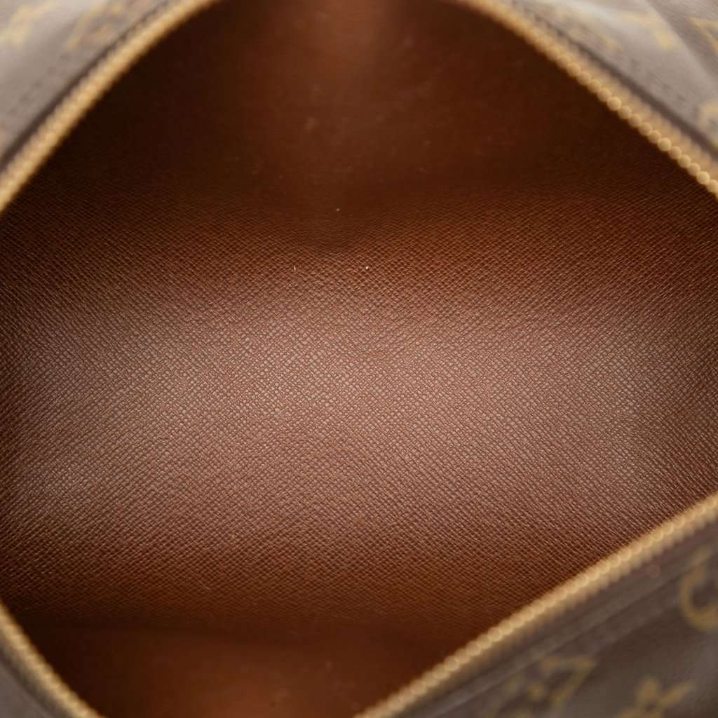 Louis Vuitton Monogram Papillon 28 Brown Very good - Model View