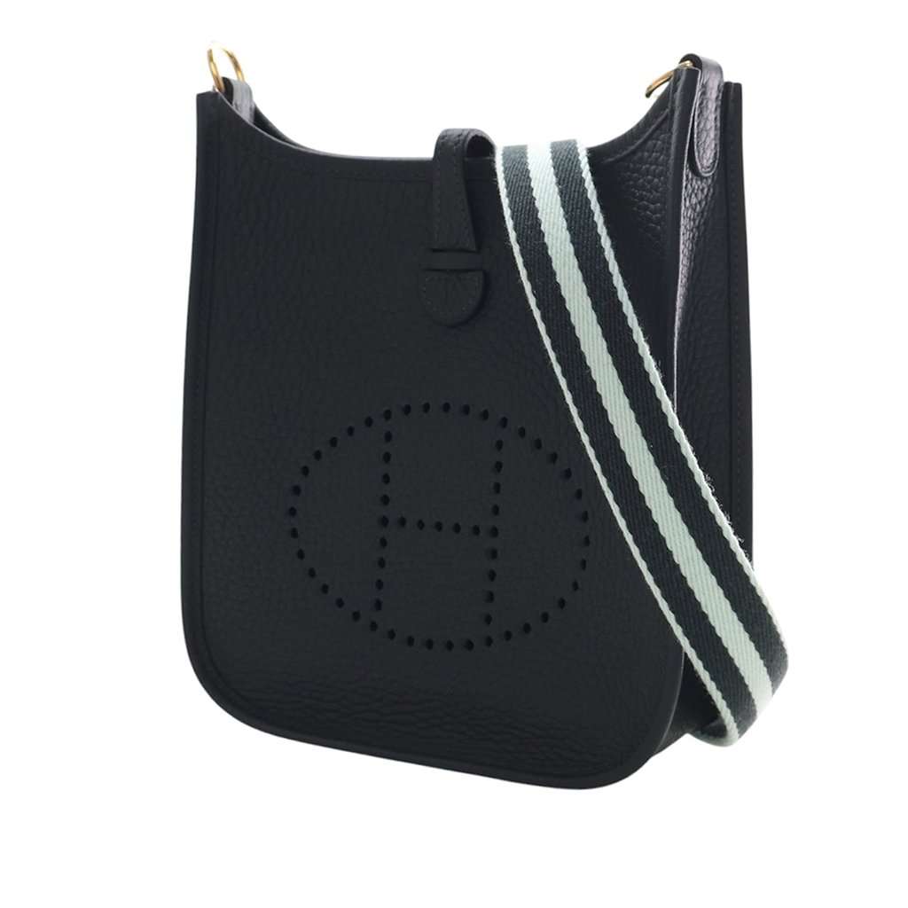 Hermès Clemence Evelyne 16 Amazone Green Leather Never worn - Inside View