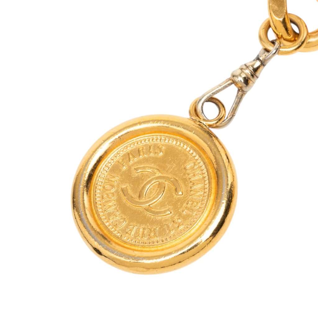 Chanel CC Gold Plated 31 Rue Cambon Medallion Chain Belt Gold Metal Very good - Back View