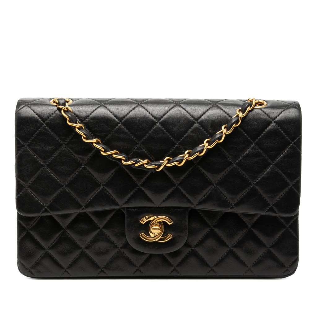 Chanel Medium Classic Lambskin Double Flap Black Leather Very good condition - Front View
