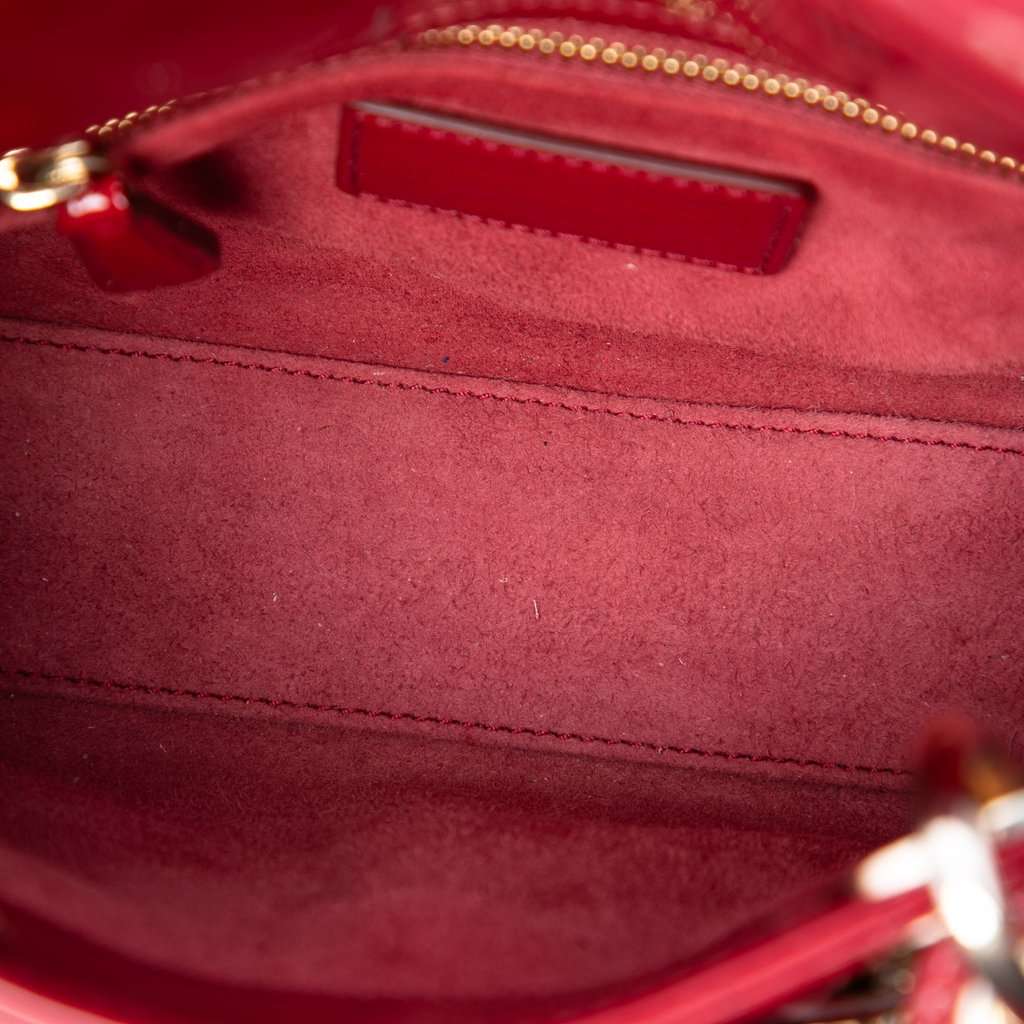 Dior Mini Patent Cannage Lady Dior Red Leather Very good condition - Model View