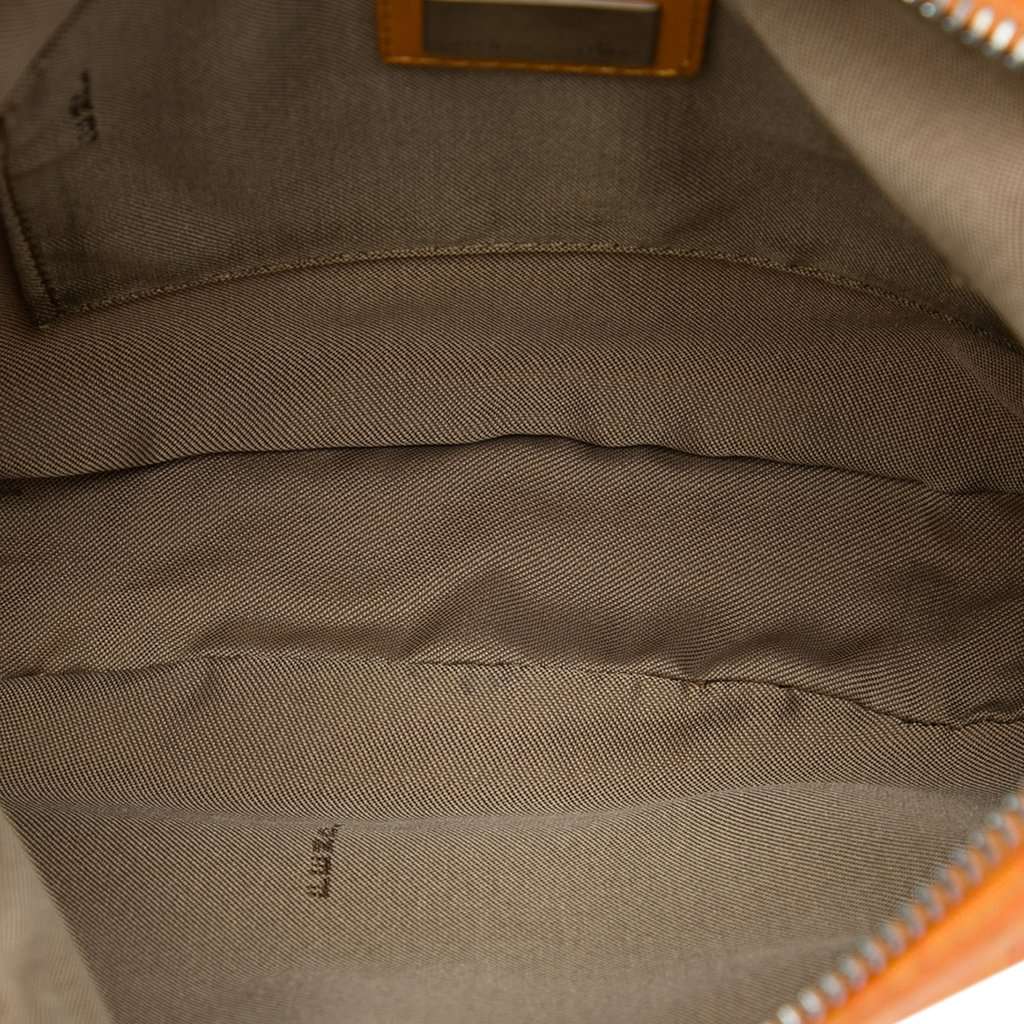 Fendi Zucchino Canvas Hobo Orange Very good - Model View