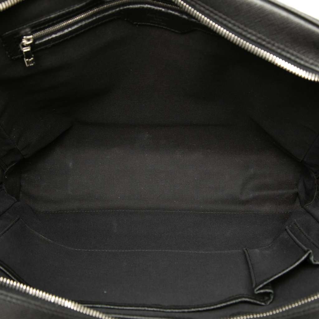 Louis Vuitton Taiga Igor Briefcase Black Leather Very good condition - Model View