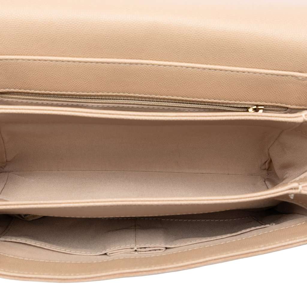 Chanel CC Stitched Caviar and Suede Lady Coco Flap Beige Leather Very good condition - Model View