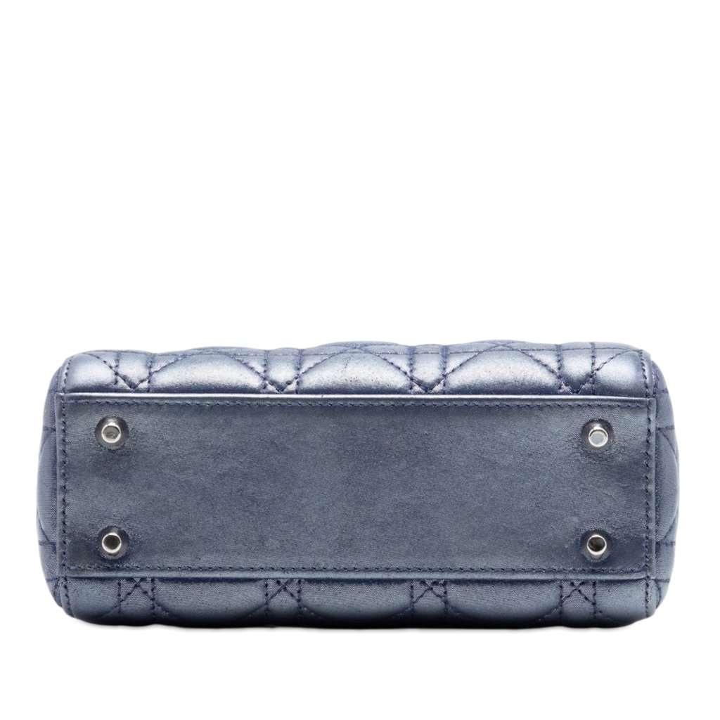 Dior Mini Iridescent Lambskin Cannage Lady Dior Blue Leather Very good condition - Inside View