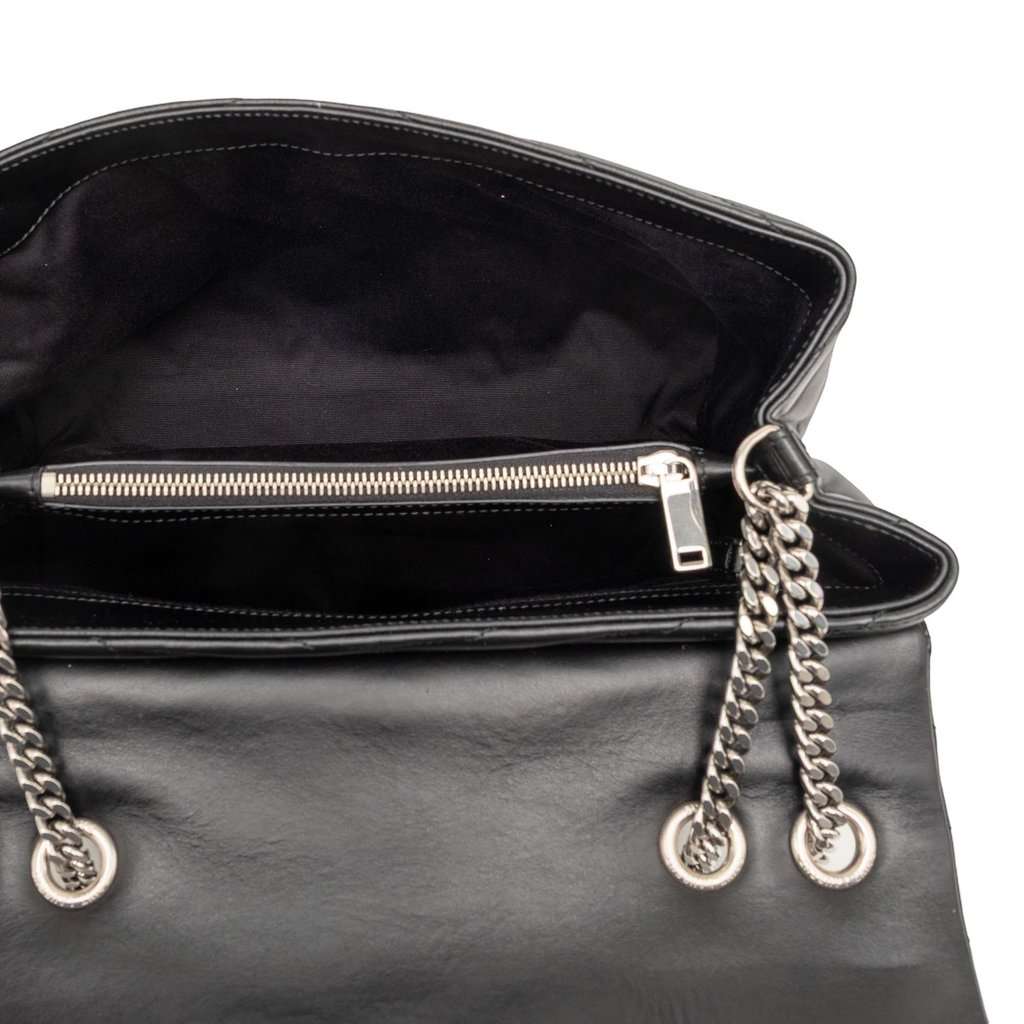 Saint Laurent Medium Matelasse Calfskin Monogram LouLou Shoulder Bag Black Leather Very good condition - Model View