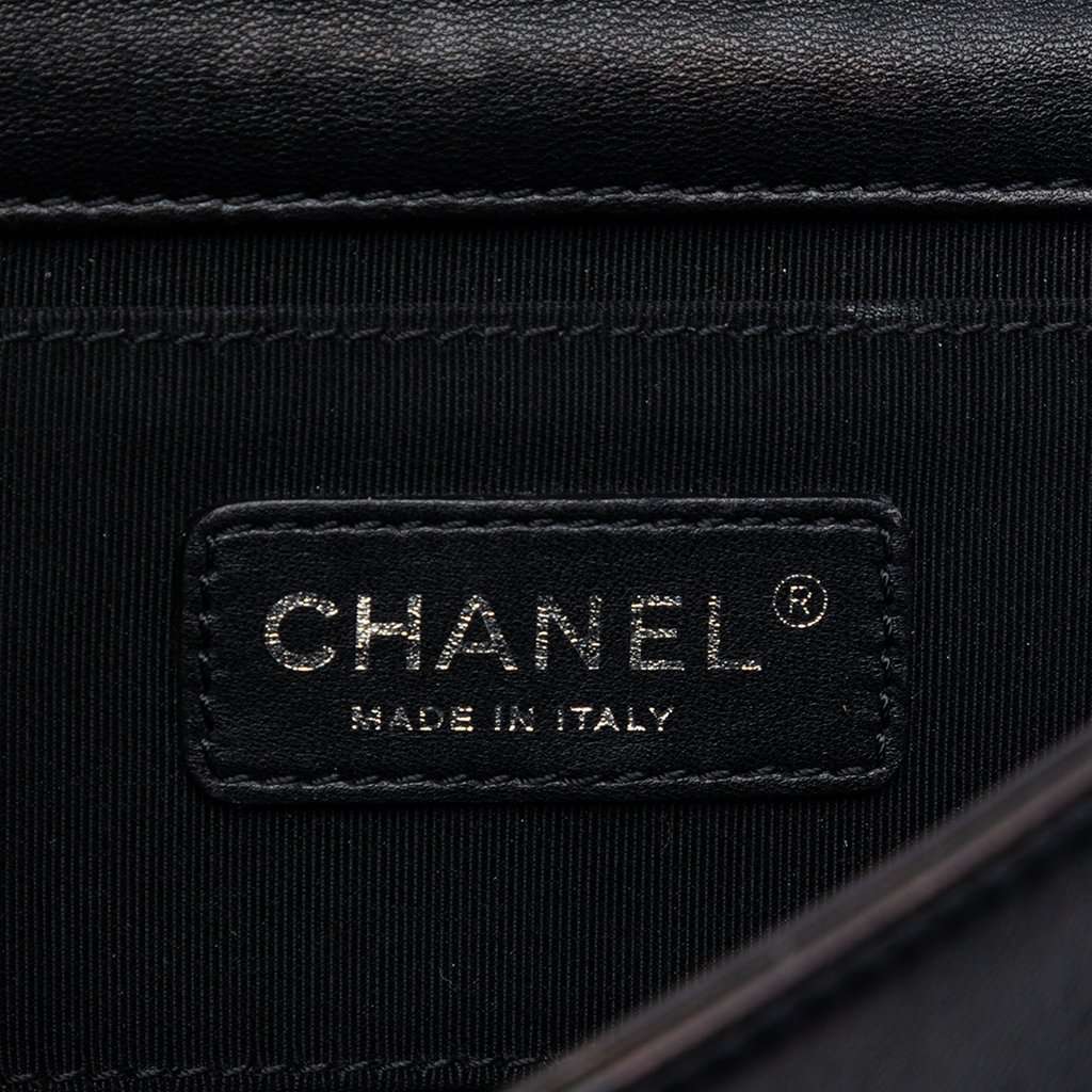Chanel Patent and Acrylic Crystal Embellished Boy Brick Horizontal Flap Black Leather Very good condition - Box View