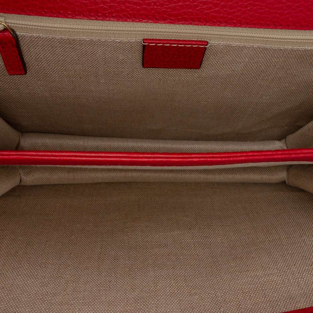 Gucci Medium Dollar Calfskin Interlocking G Crossbody Red Leather Very good condition - Model View